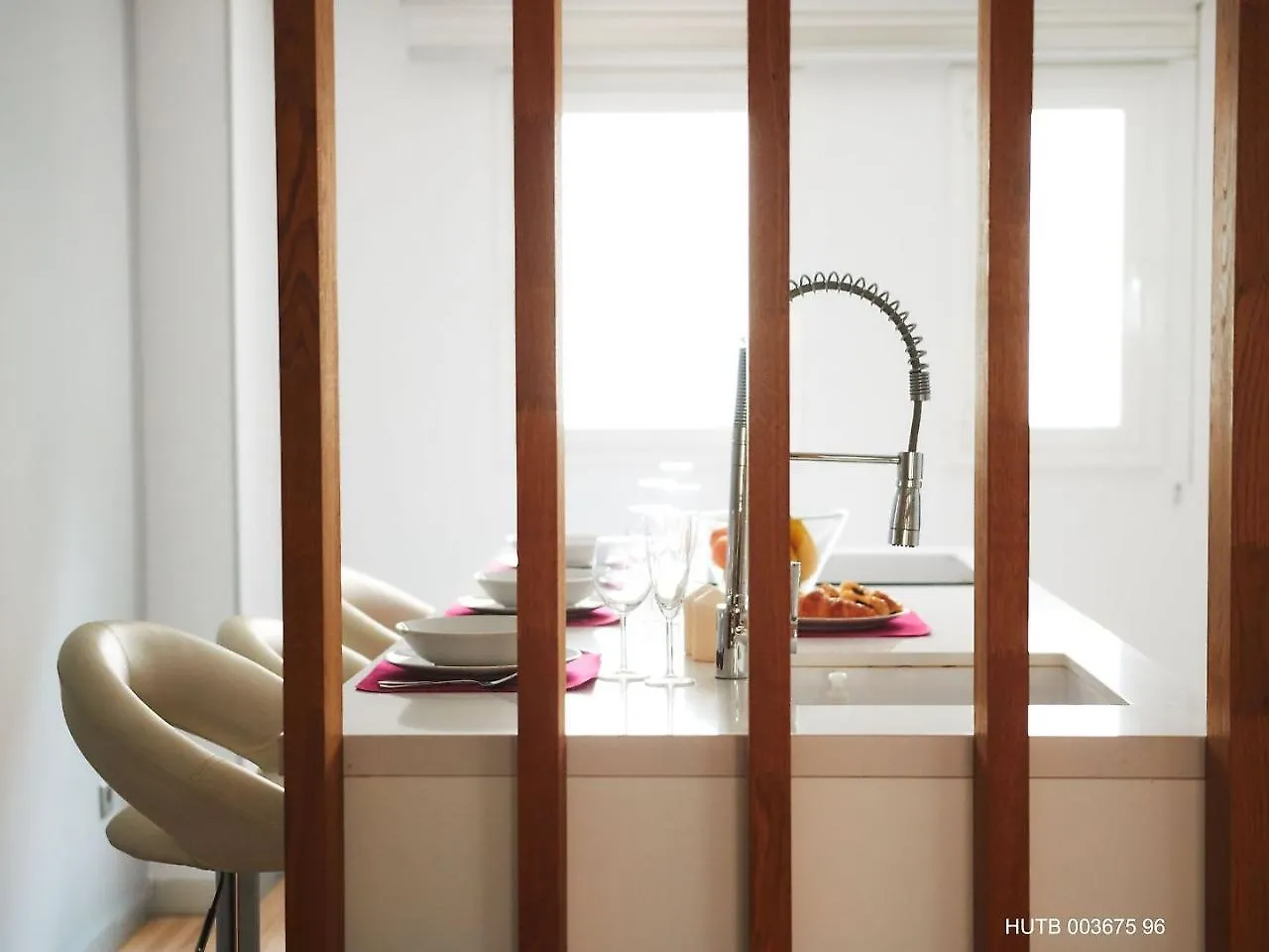 Alcam Alio Cine Apartment Barcelona Spain